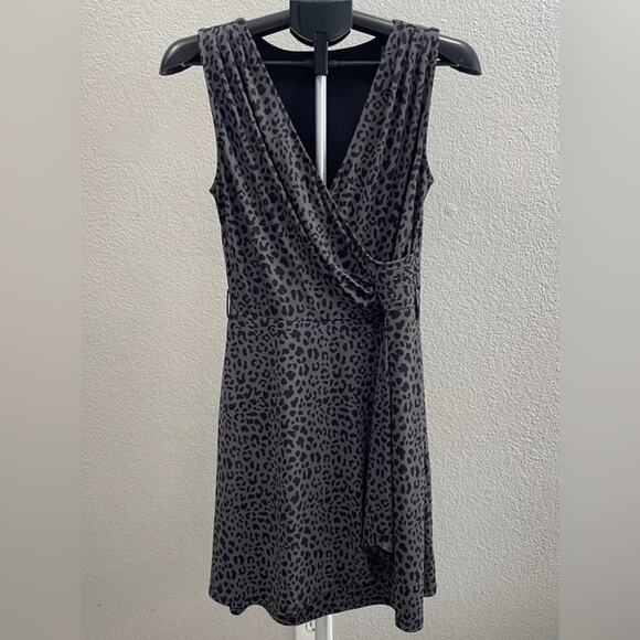 41 Hawthorn Faux Wrap Gray and Black Cheetah Print Dress Size Small Petite - Picture 1 of 5